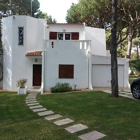 Villapinheiros Villa *