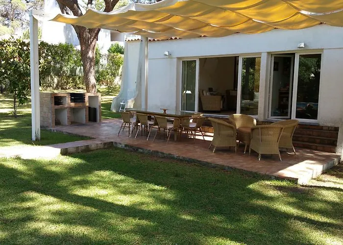 Villapinheiros Vila *